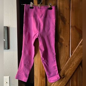 • Lululemon • Workout Leggings